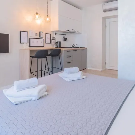 L&b Old Town Πανσιόν