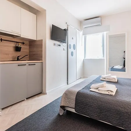 Πανσιόν L&b Old Town