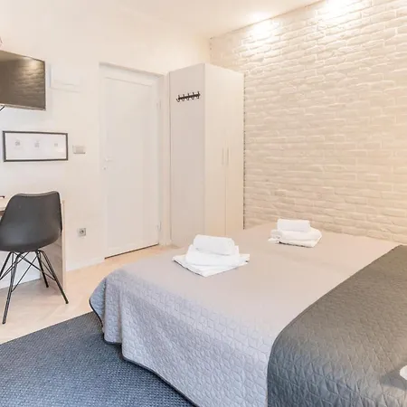 Guest house L&b Old Town Pula